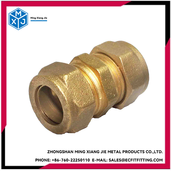 C x C Coupler